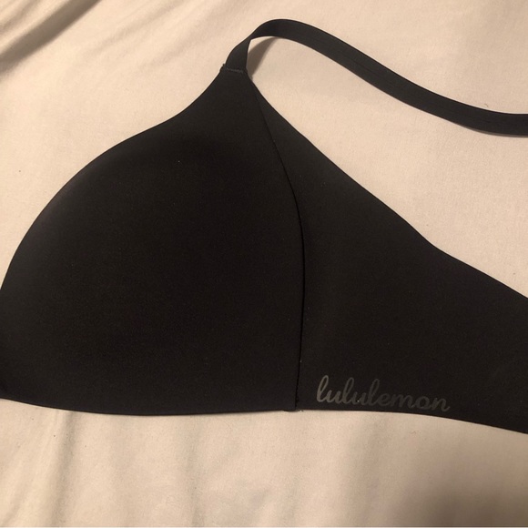 Lululemon Bra in Perfect Condition - Picture 2 of 4